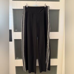 Athleta athletic pants size M
